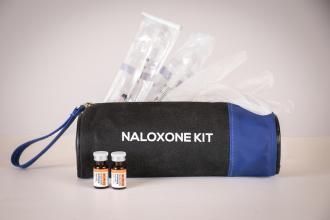 Naloxone kits encouraged for those who smoke or snort