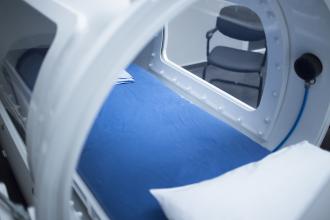 Hyperbaric oxygen chamber