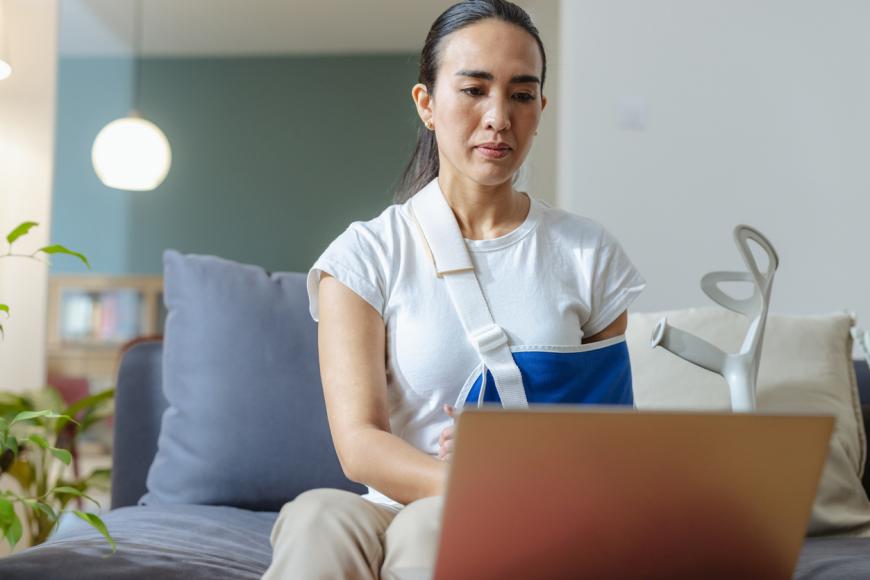 Patients can now easily report most work-related injuries to WorkSafeBC online