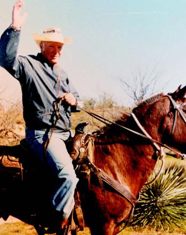 Dr Maxwell (Max) Schultz