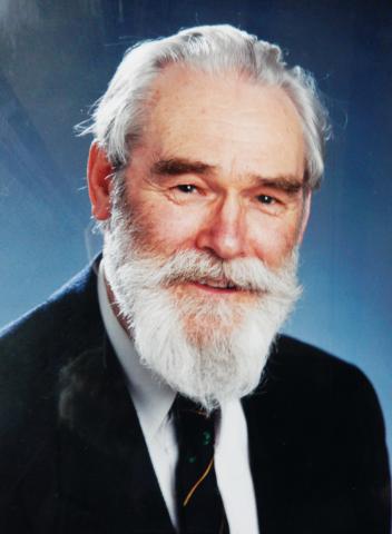 Dr Robert Lachlan MacLeod Coupe