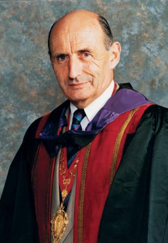 Dr John O'Brien-Bell